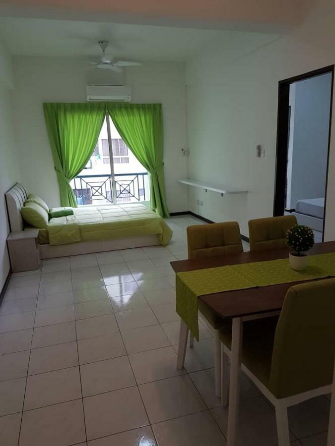 Api Api Centre Apartment Homestay Kota Kinabalu Zewnętrze zdjęcie